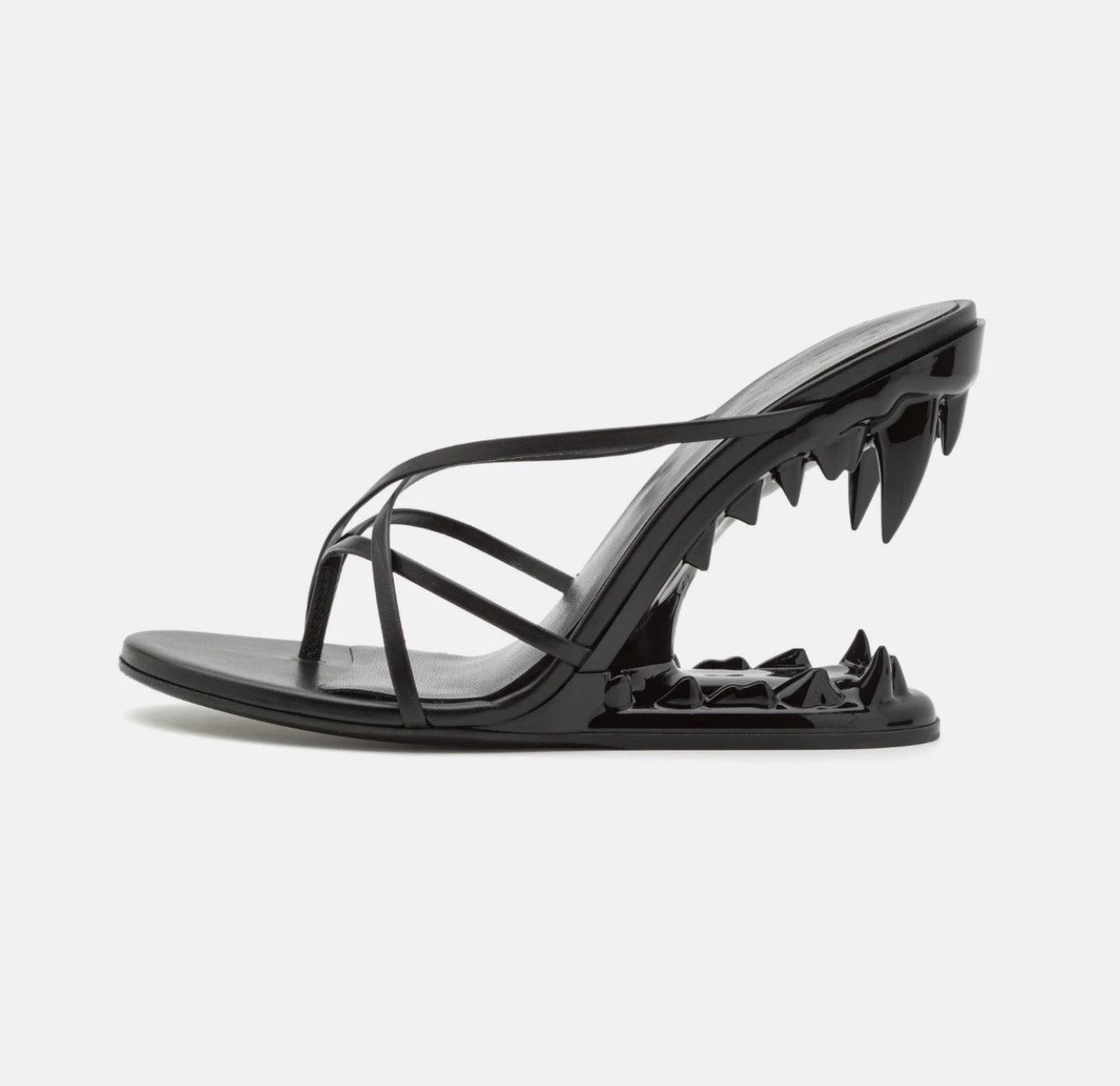 BADDIE HEELS BLACK - NV ESSENTIALS