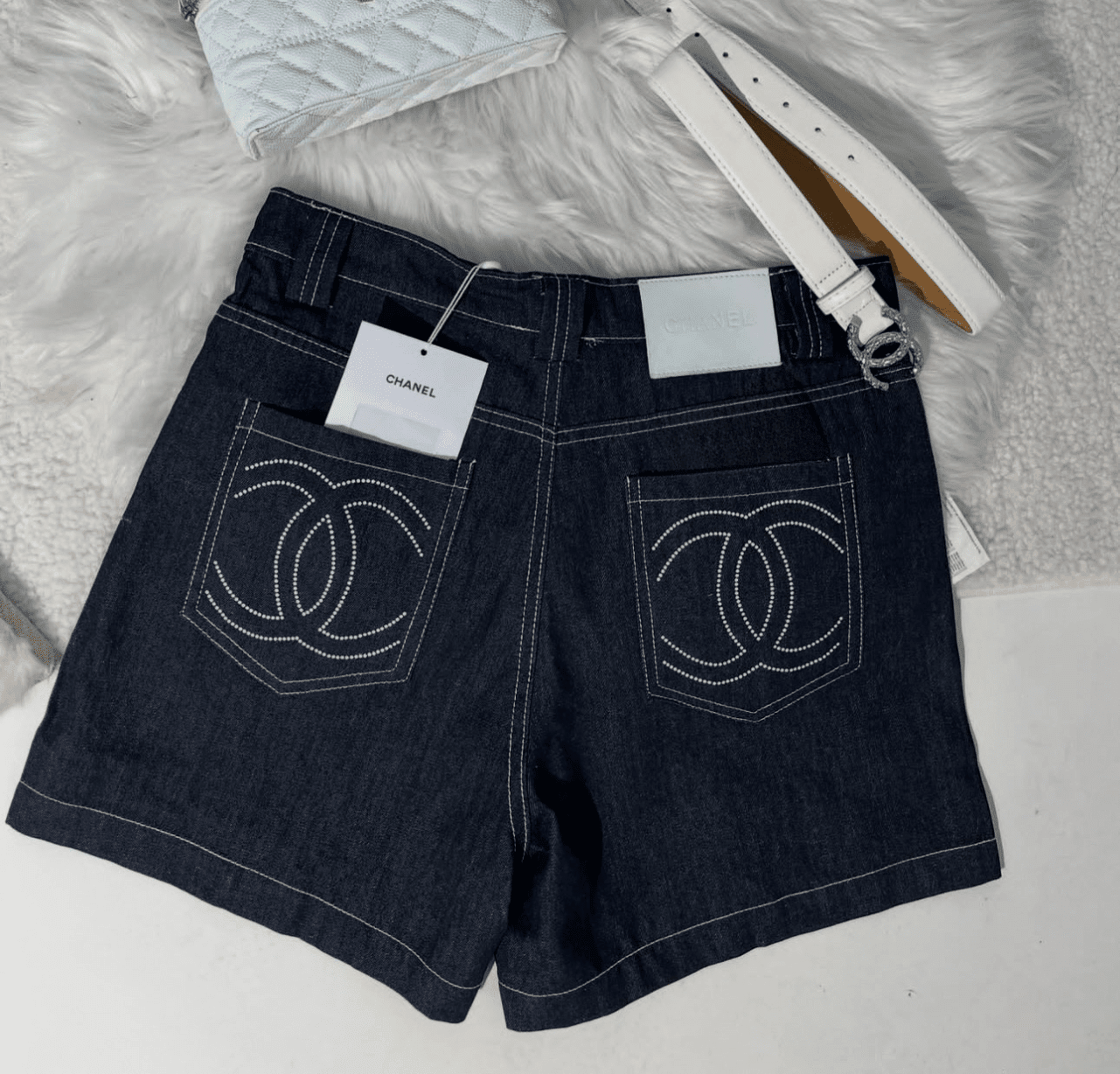 dark denim shorts - NV ESSENTIALS