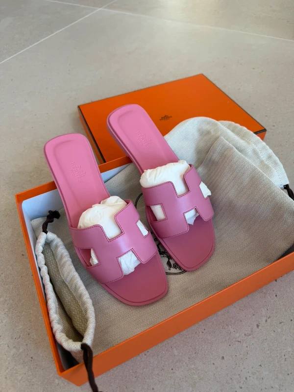 Hermès Orans Pink - NV ESSENTIALS