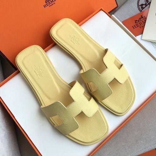 it girl yellow sandals - NV ESSENTIALS