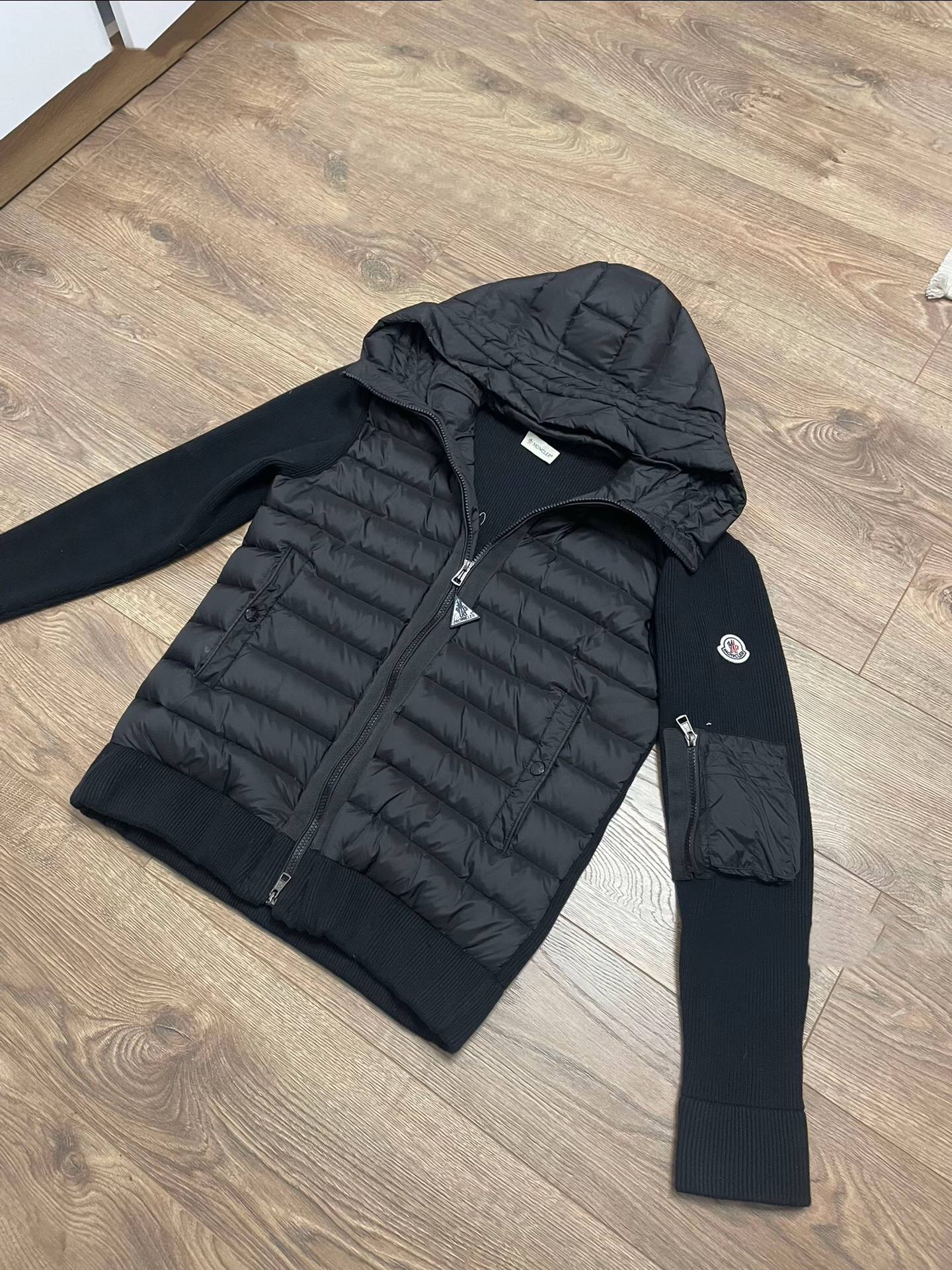 Moncler Cardigan Hooded