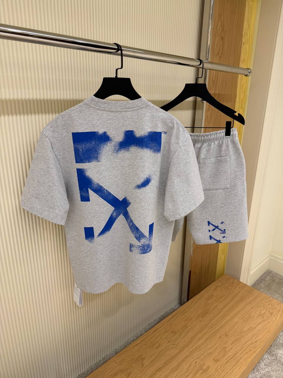 Set Off-White Gris Arrows Bleu - NV ESSENTIALS