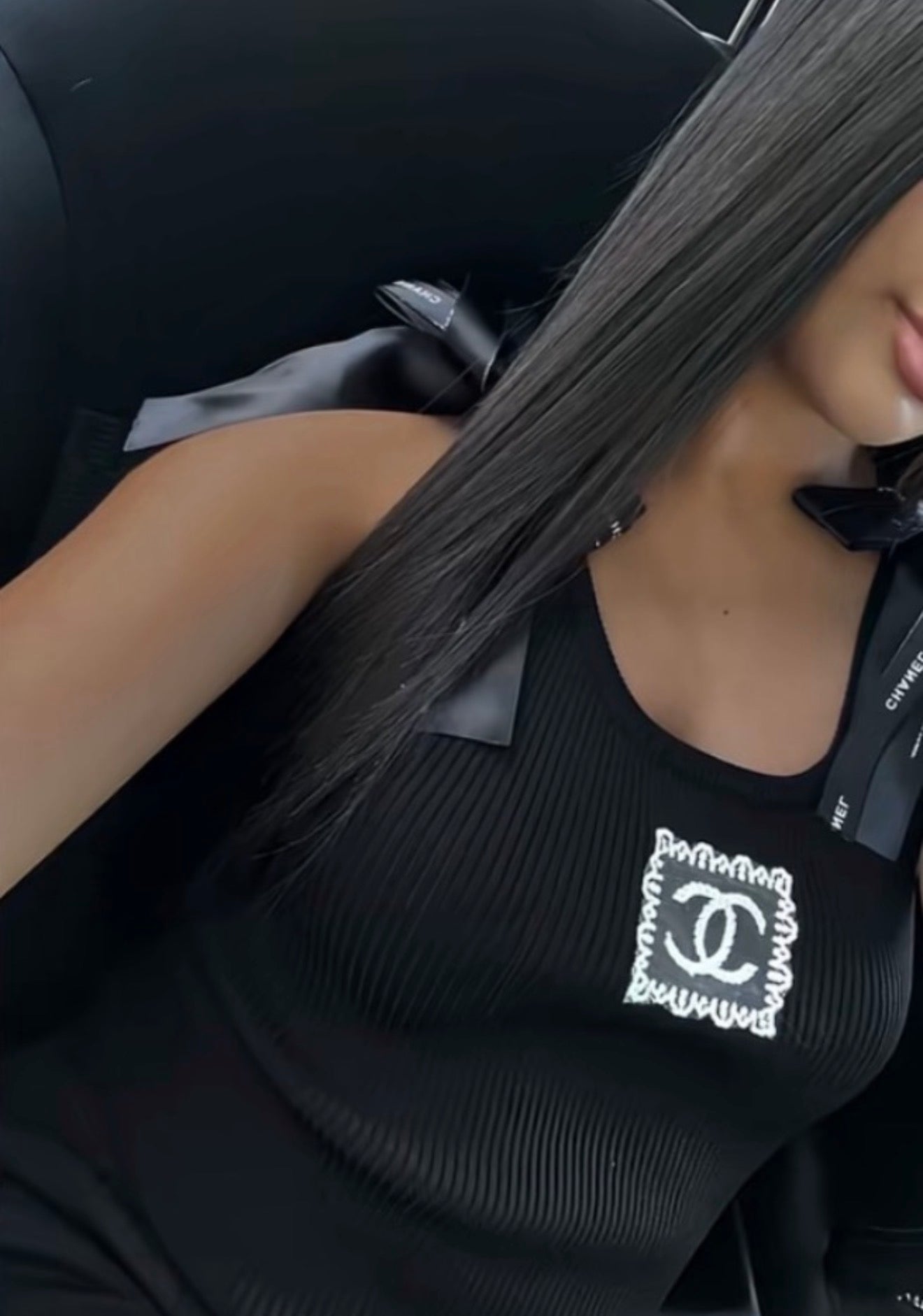 BOWS TOP - NV ESSENTIALS
