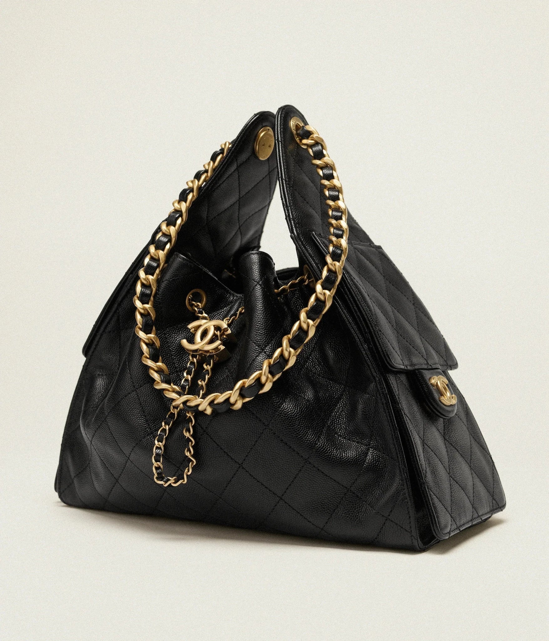 CARGO 25 BLACK - NV ESSENTIALS