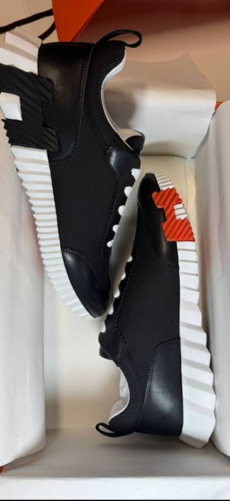 Hermès Bouncing Black Leather - NV ESSENTIALS