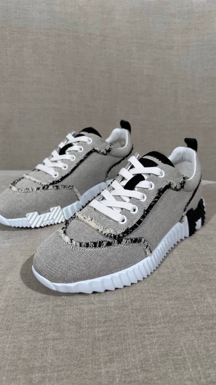 Hermès Bouncing Sneaker - Gris/Noir - NV ESSENTIALS