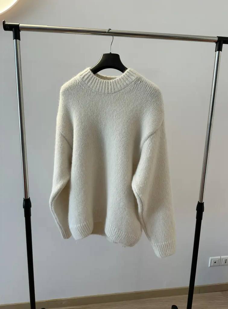 Jacquemus Knit - NV ESSENTIALS