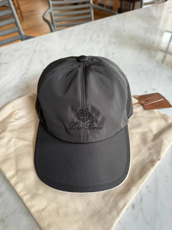 Loro Piana Black Cap - NV ESSENTIALS