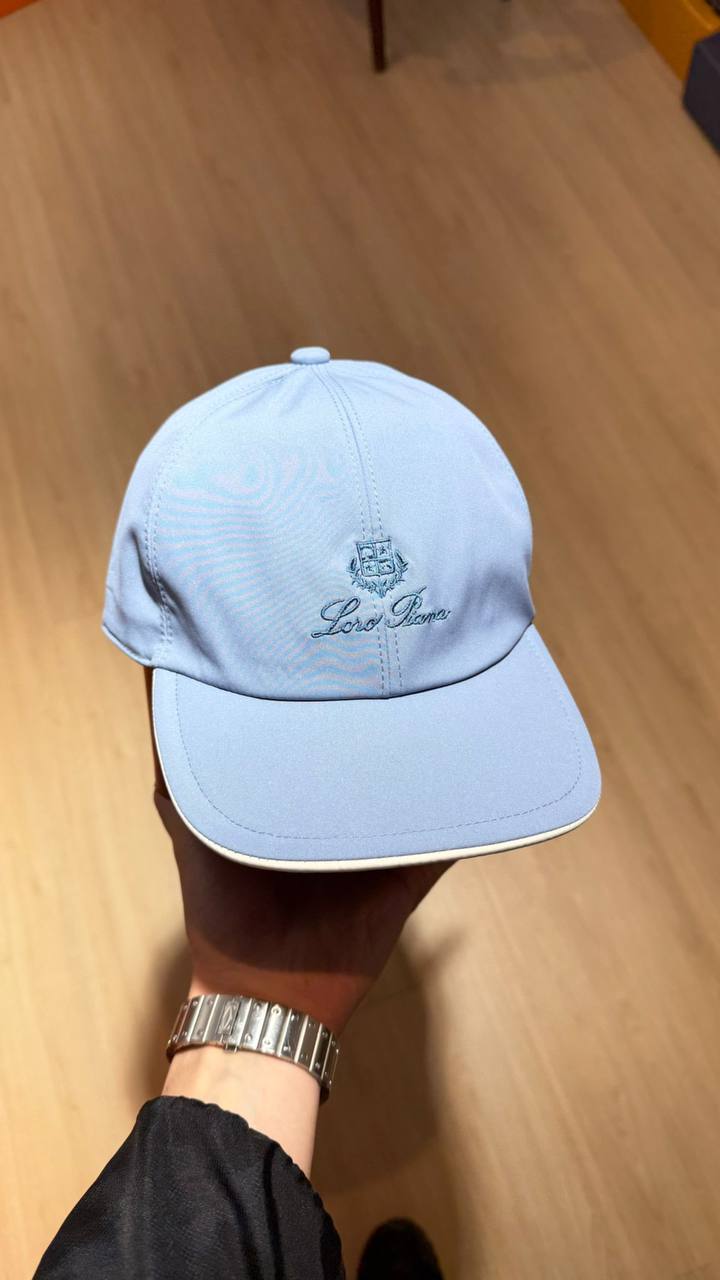 Loro Piana Casquette Bleu Ciel - NV ESSENTIALS