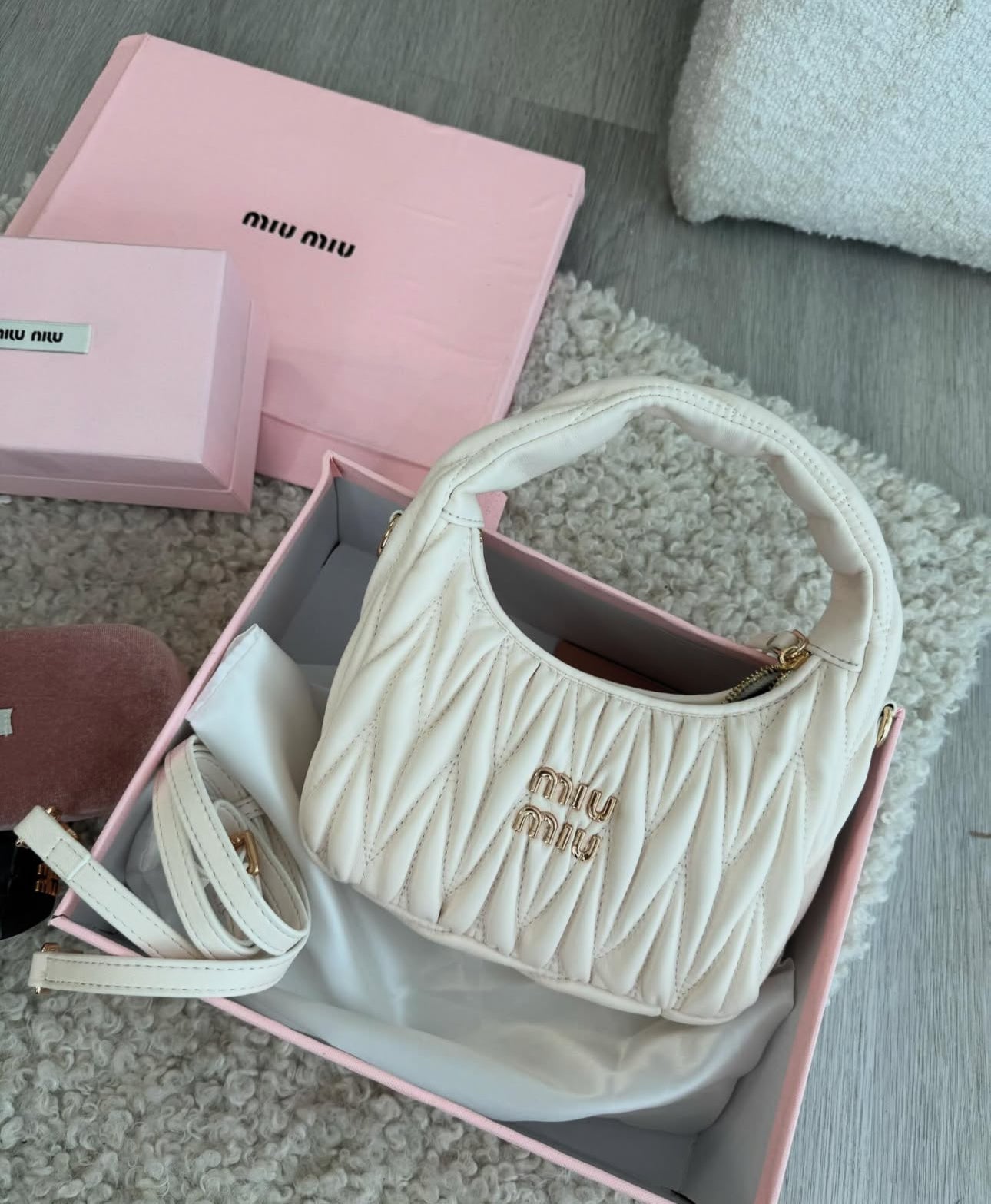 MIUE BAG WHITE - NV ESSENTIALS