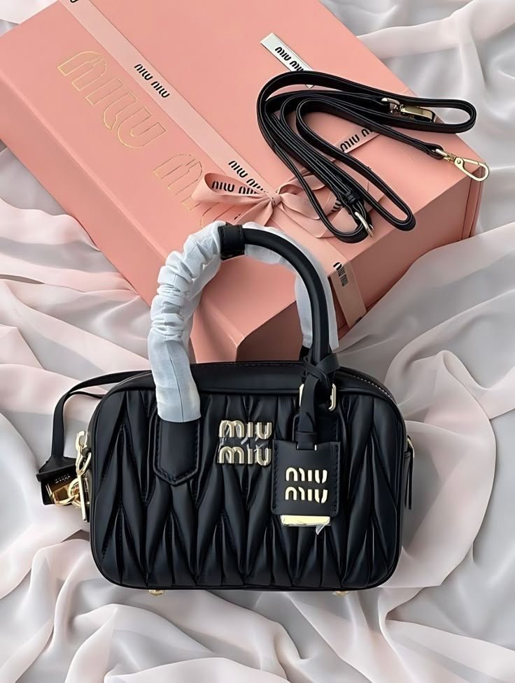 MIUE MINI BAG BLACK - NV ESSENTIALS