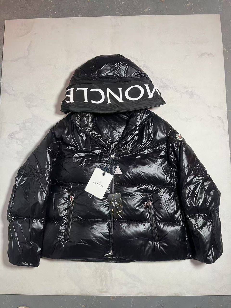 Moncler Hupée - NV ESSENTIALS