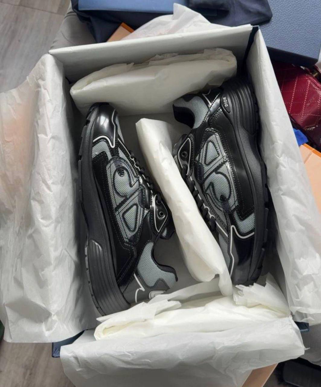 Sneaker Dior B30 Noir/Gris - NV ESSENTIALS