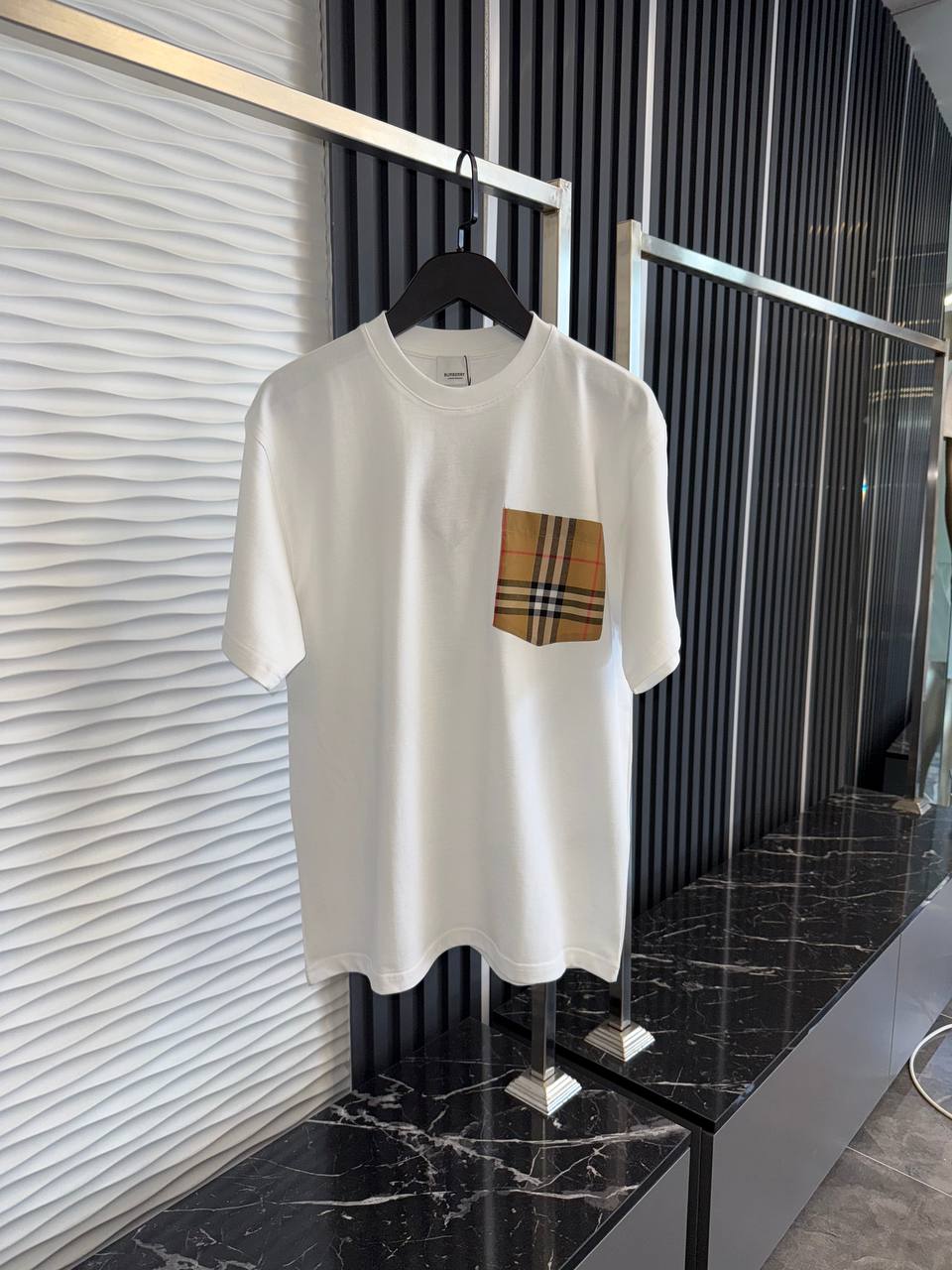T-Shirt Burberry Poche Check - NV ESSENTIALS