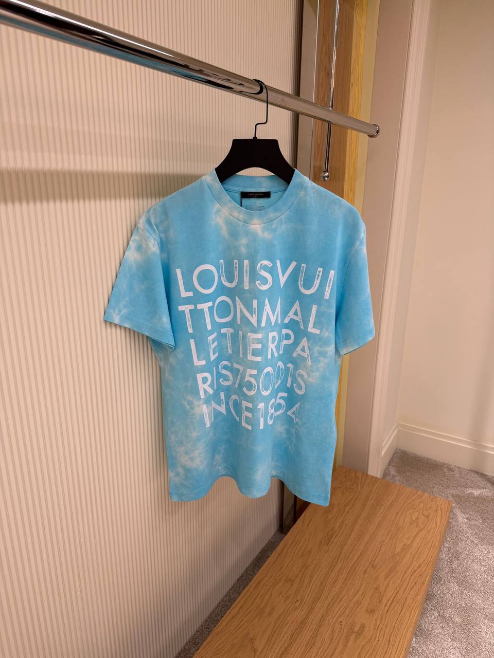 T-Shirt Tie-Dye Graphic Oversize – Bleu Ciel - NV ESSENTIALS